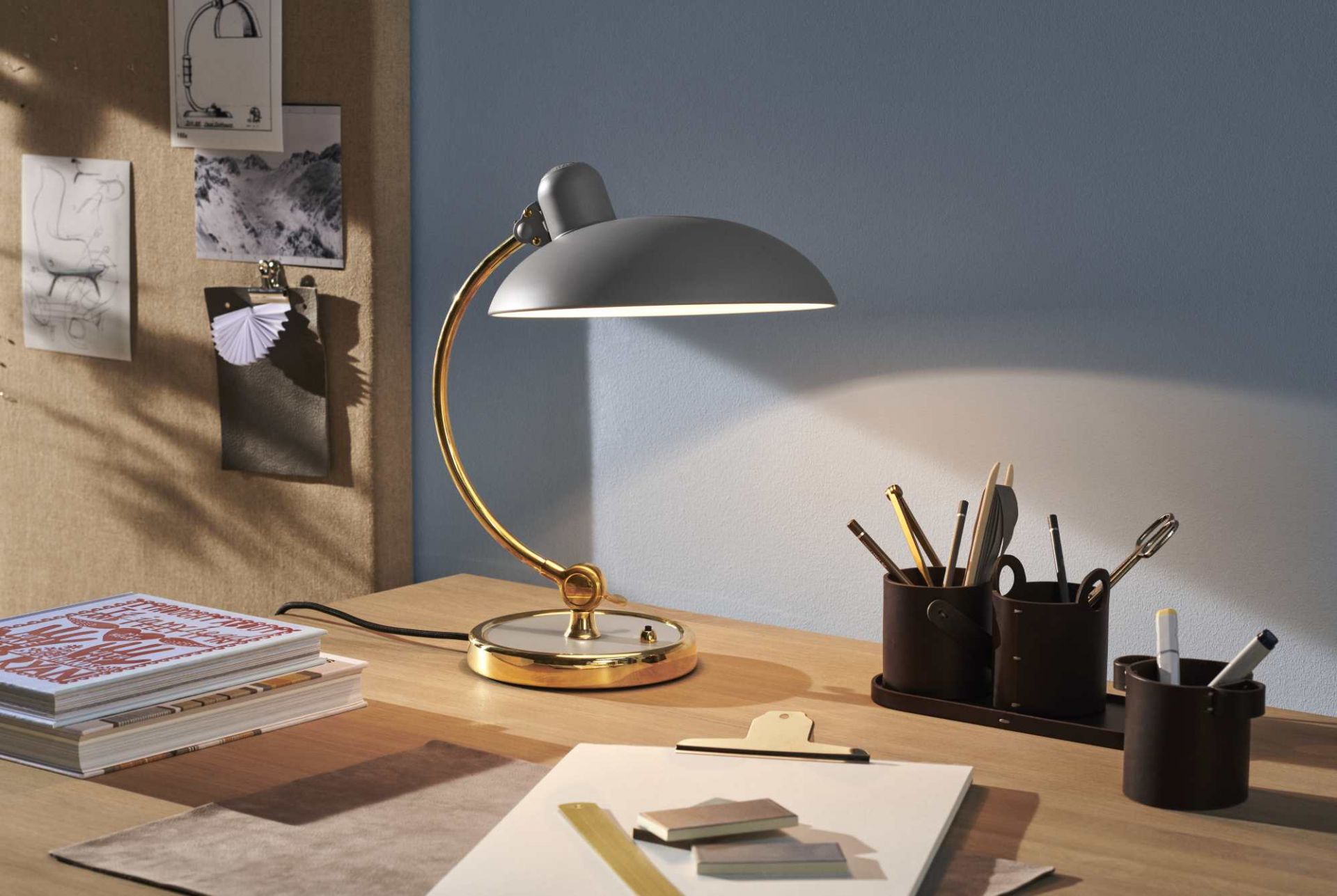 6631 T Luxus Tischleuchte KAISER idell Fritz Hansen Easy grey