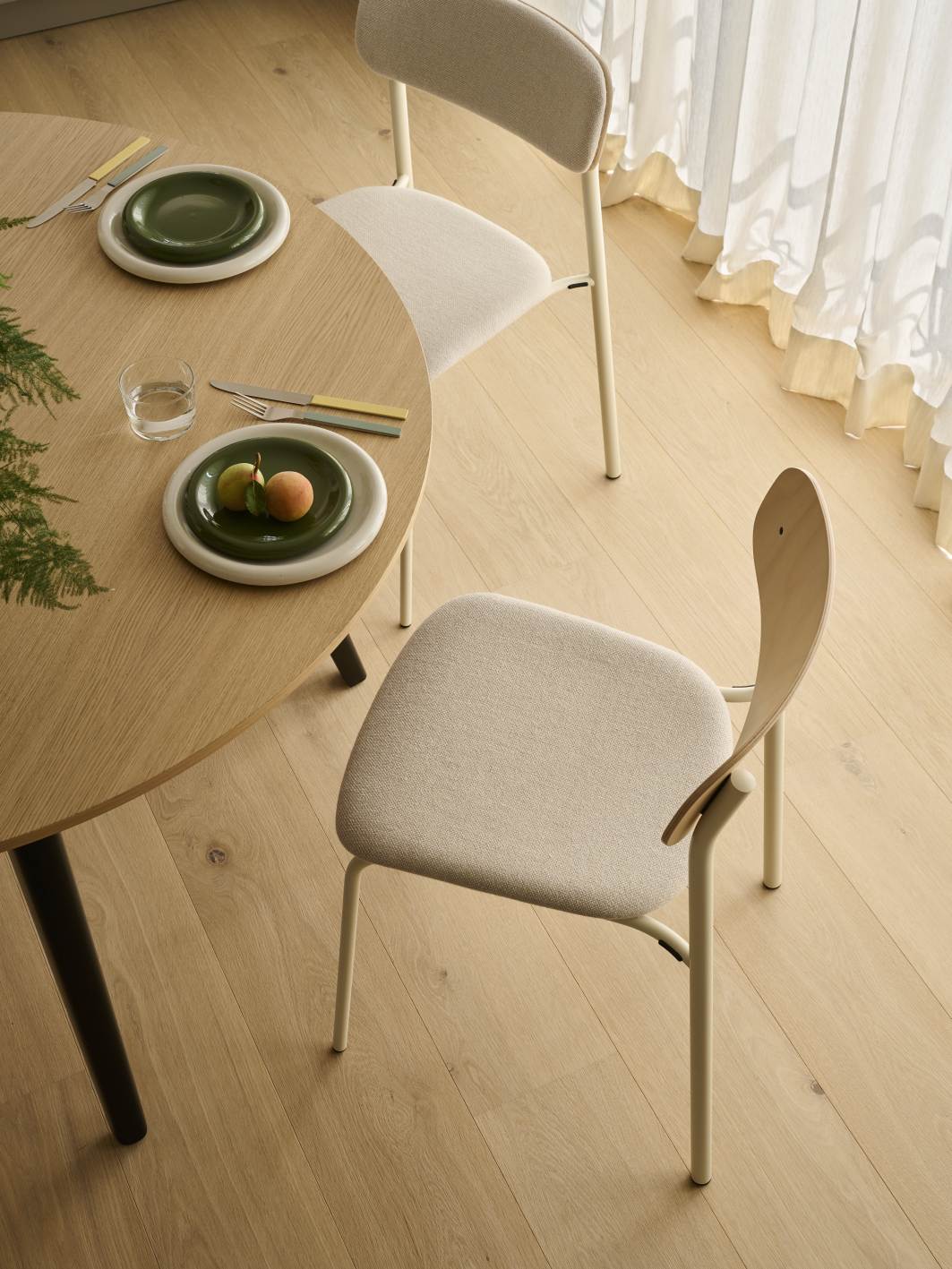 S 243 SPV  / S243 SPV Stahlrohr Stuhl mit Sitz gepolstert Thonet 