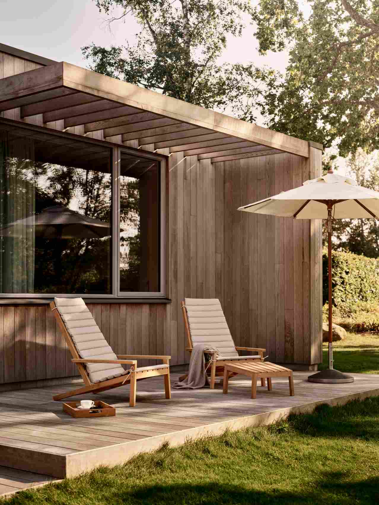 Between Lines Stool Hocker Outdoor Skagerak by Fritz Hansen