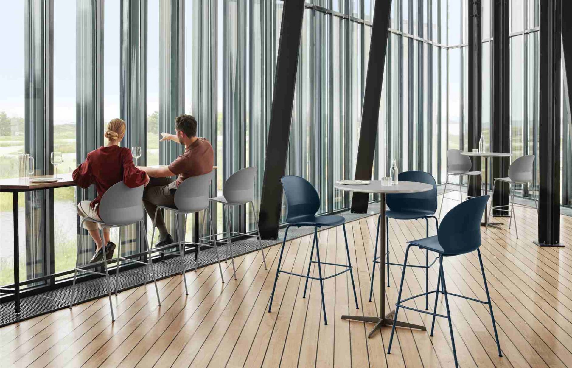 Zirkular Stehtisch H 108 cm Fritz Hansen