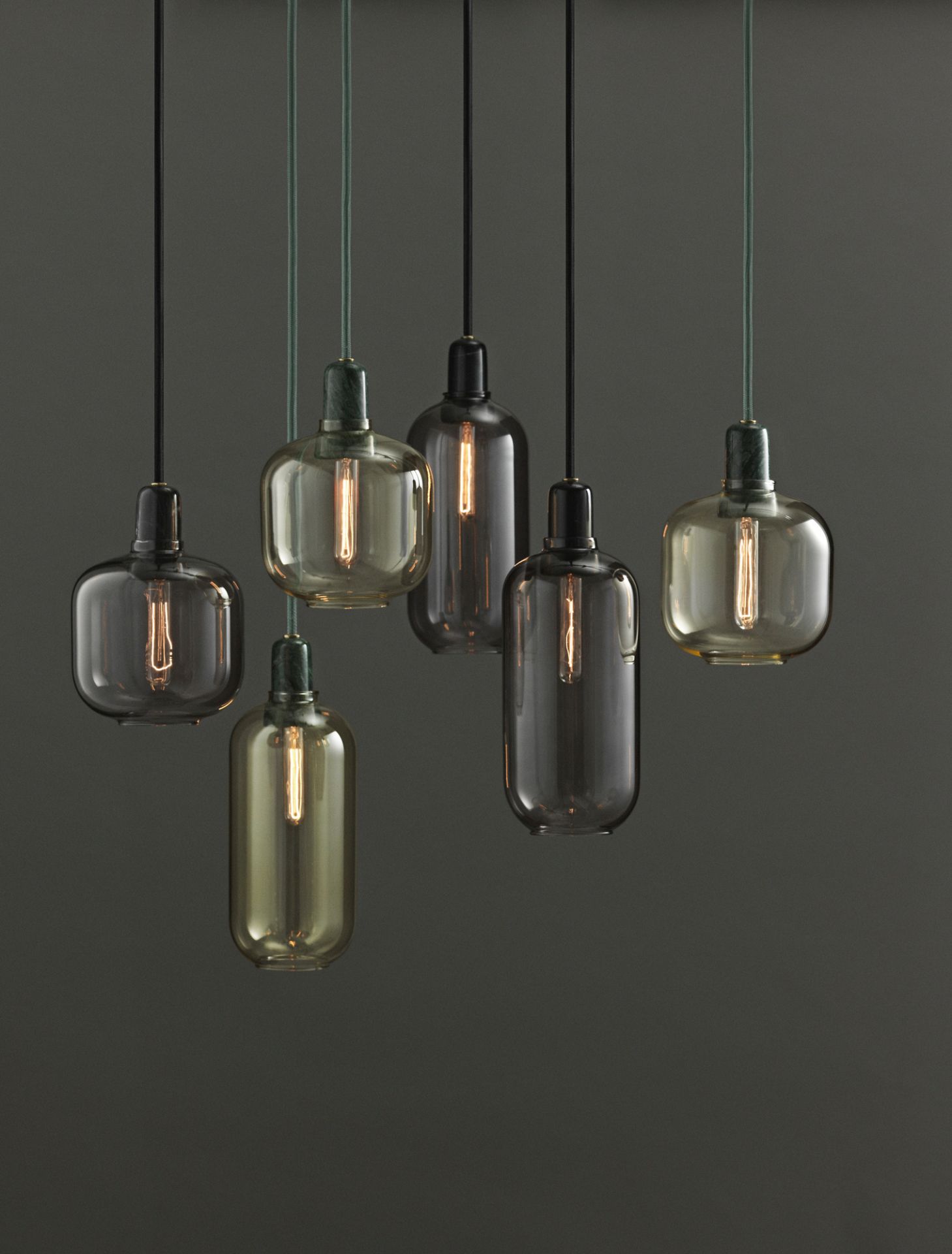 Amp Lamp Hängeleuchte  Ø 11,2 x H 26 cm / GOLD-GRÜN Normann Copenhagen EINZELSTÜCK