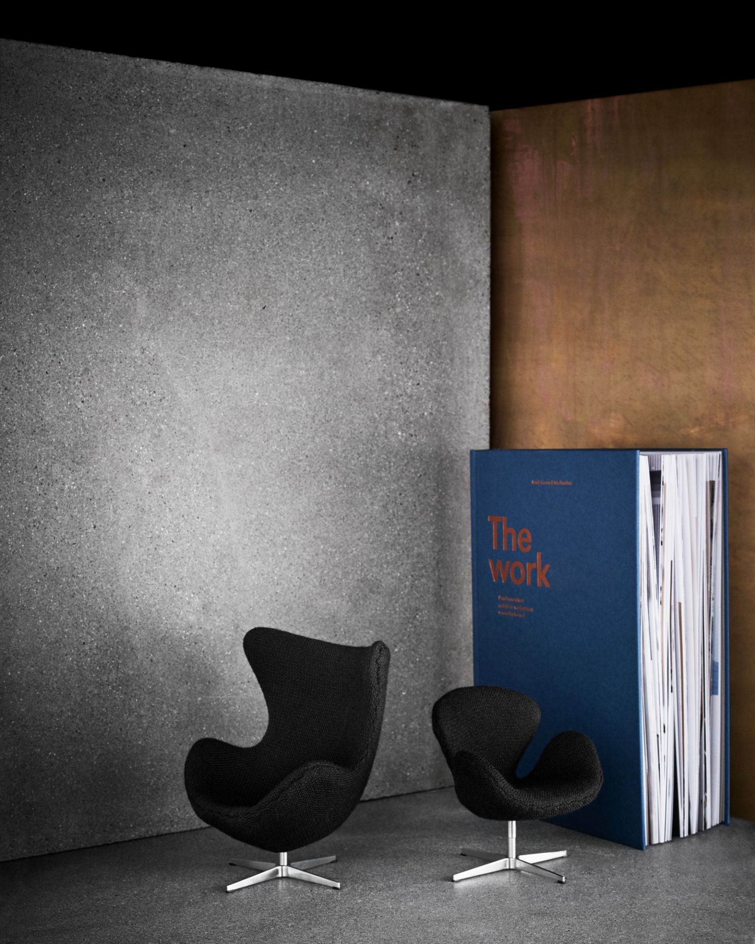 Egg Stuhl Miniatur schwarz Fritz Hansen