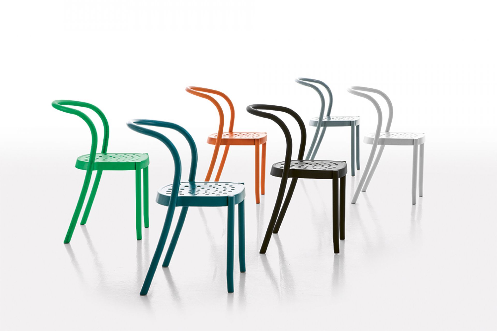 St. Mark Outdoor Stuhl Rücken aus Aluminium Sitz gebeizt Ozeanblau Moroso