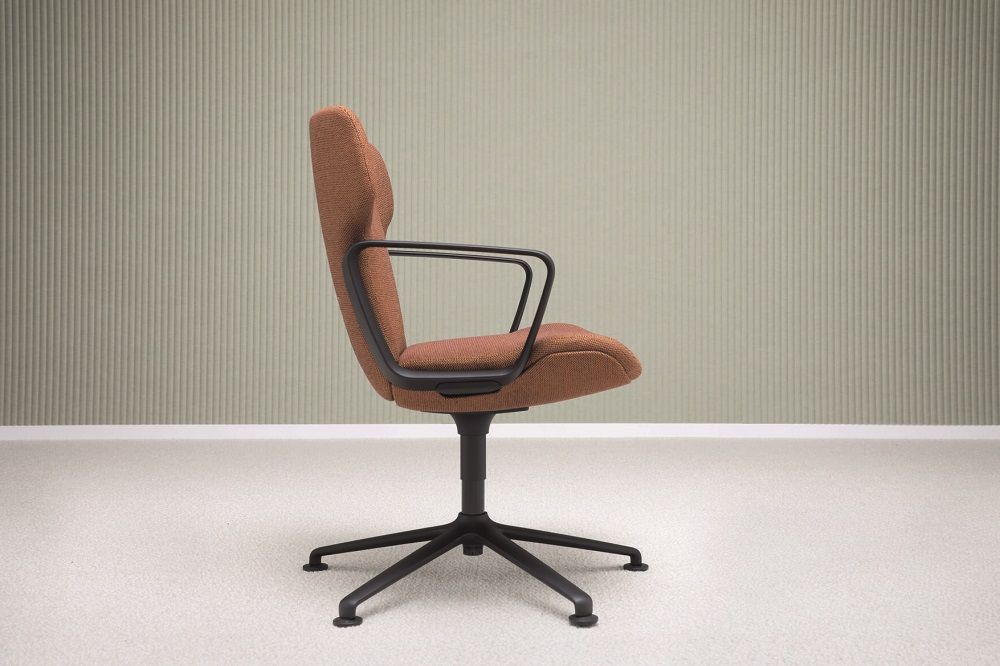 295/6 Intra Konferenzsessel mit Rollen oder Gleiter Wilkhahn