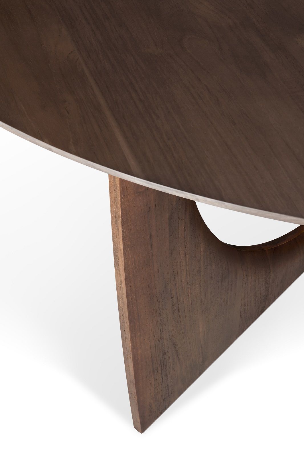 Geometric Tisch Teak braun Ø150 cm Ethnicraft