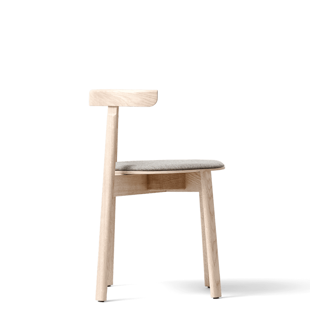 Lunar Stuhl Eiche weiß geölt mit Sitzkissen Form & Refine