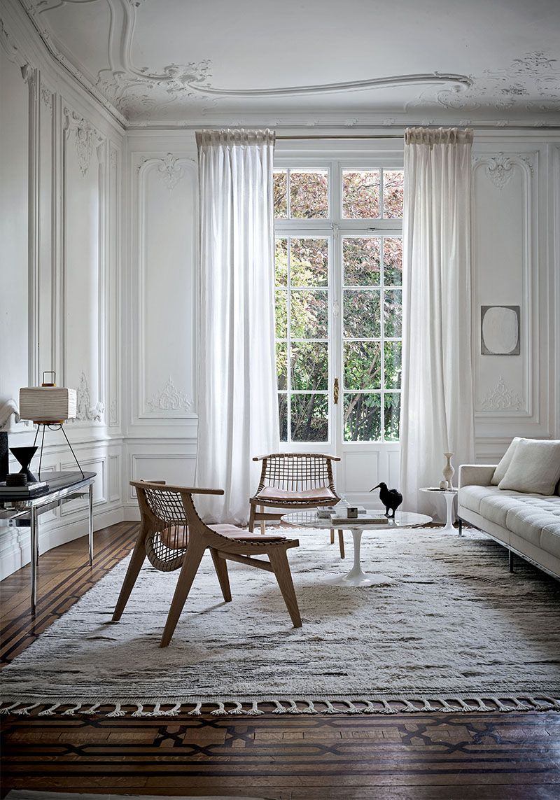 Klismos Lounge Sessel mit Filzgleitern Knoll International