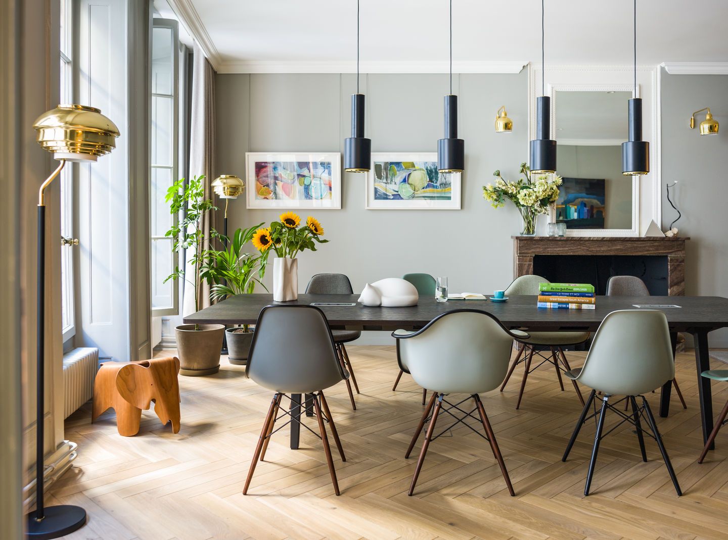 Eames Plastic Arm Chair DAW Stuhl mit Sitzpolster Vitra
