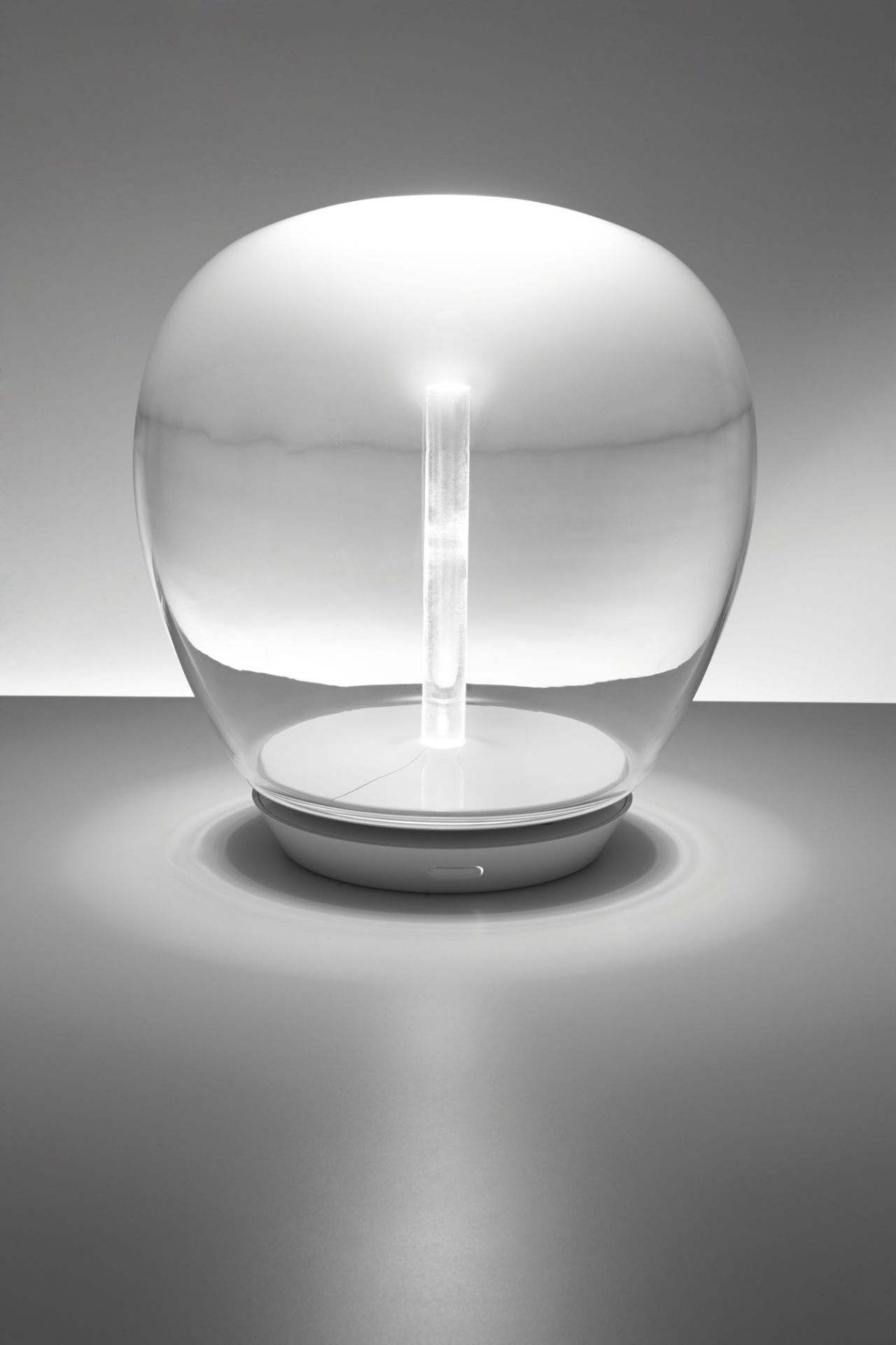 Empatia 16 Tischleuchte Artemide