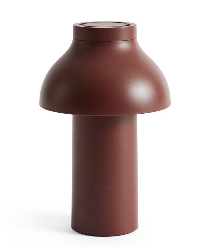 Braune PC Portable Akkuleuchte von Hay, moderne Tischleuchte für Innen und Außen.