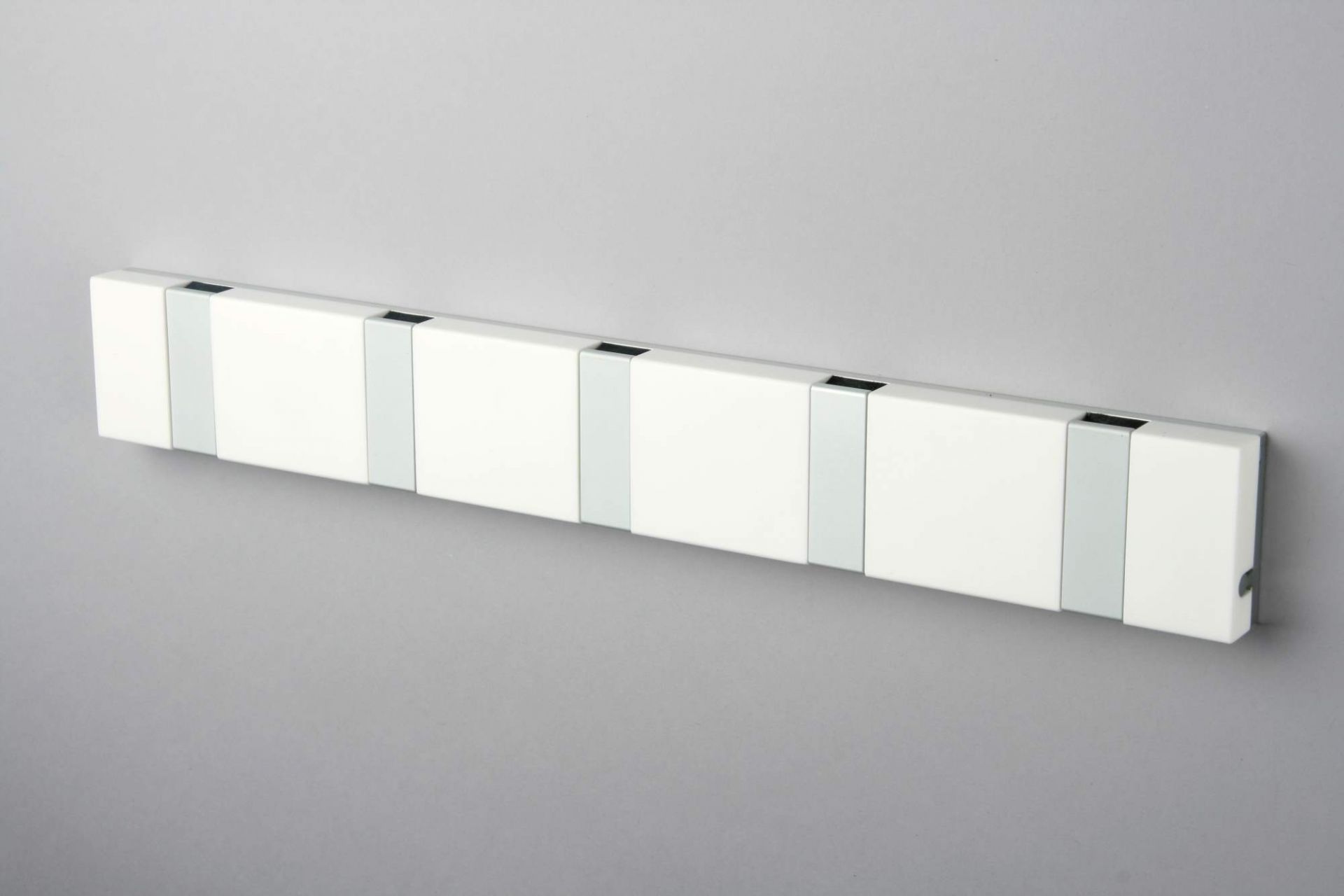 Knax Lite Wandgarderobe waagerecht 5 Haken GRAU Loca EINZELSTÜCK