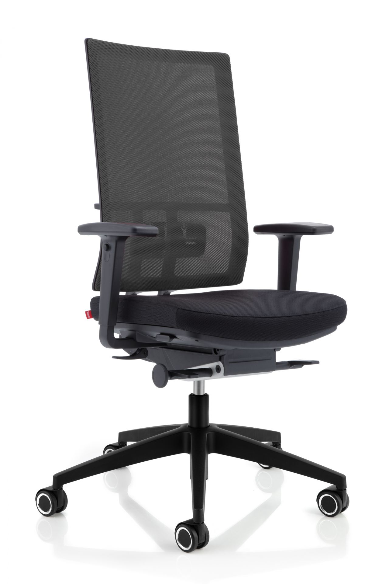 Schwarzer Anteo Up Bürodrehstuhl von Köhl mit Netzrücken und verstellbaren Armlehnen für ergonomisches Sitzen.