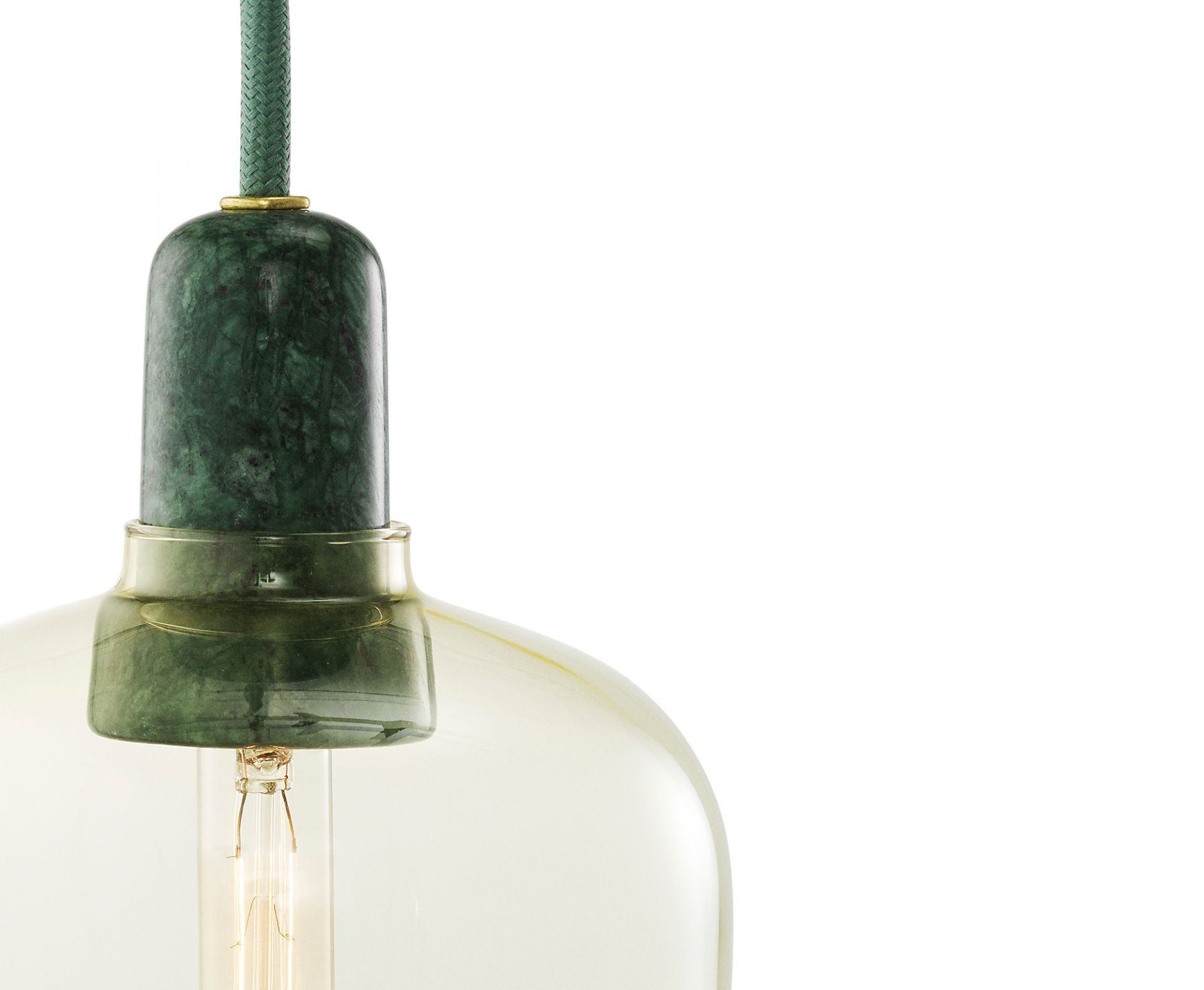 Amp Lamp Hängeleuchte Normann Copenhagen Gold/Green Ø 14 cm
