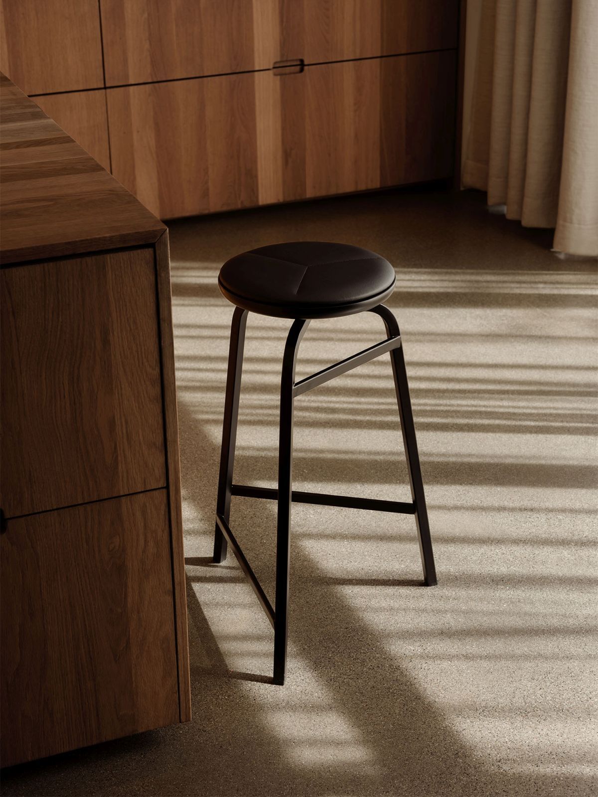 Treble Barhocker schwarz Northern