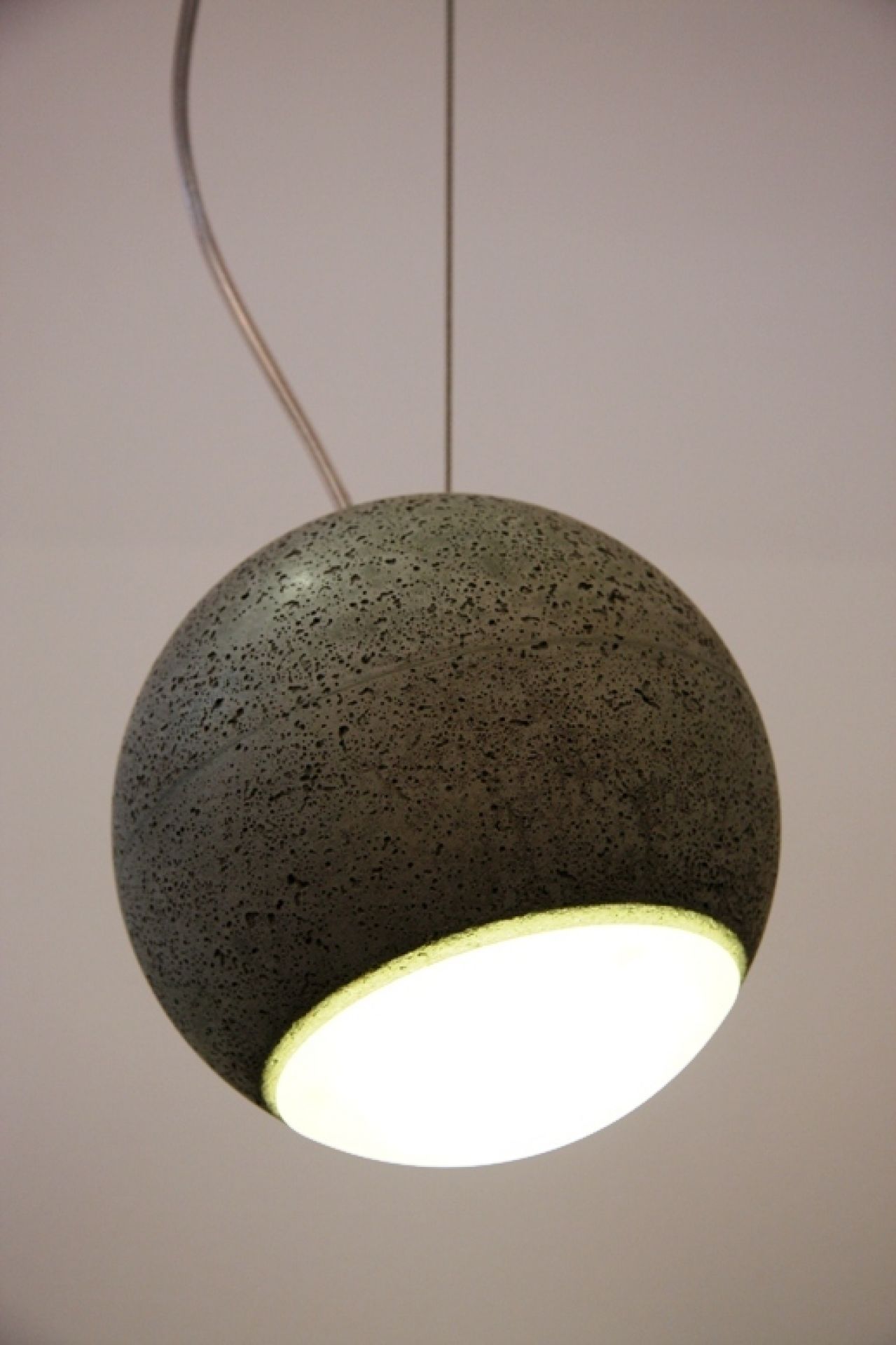 Trabant 1 Pendelleuchte Tecnolumen