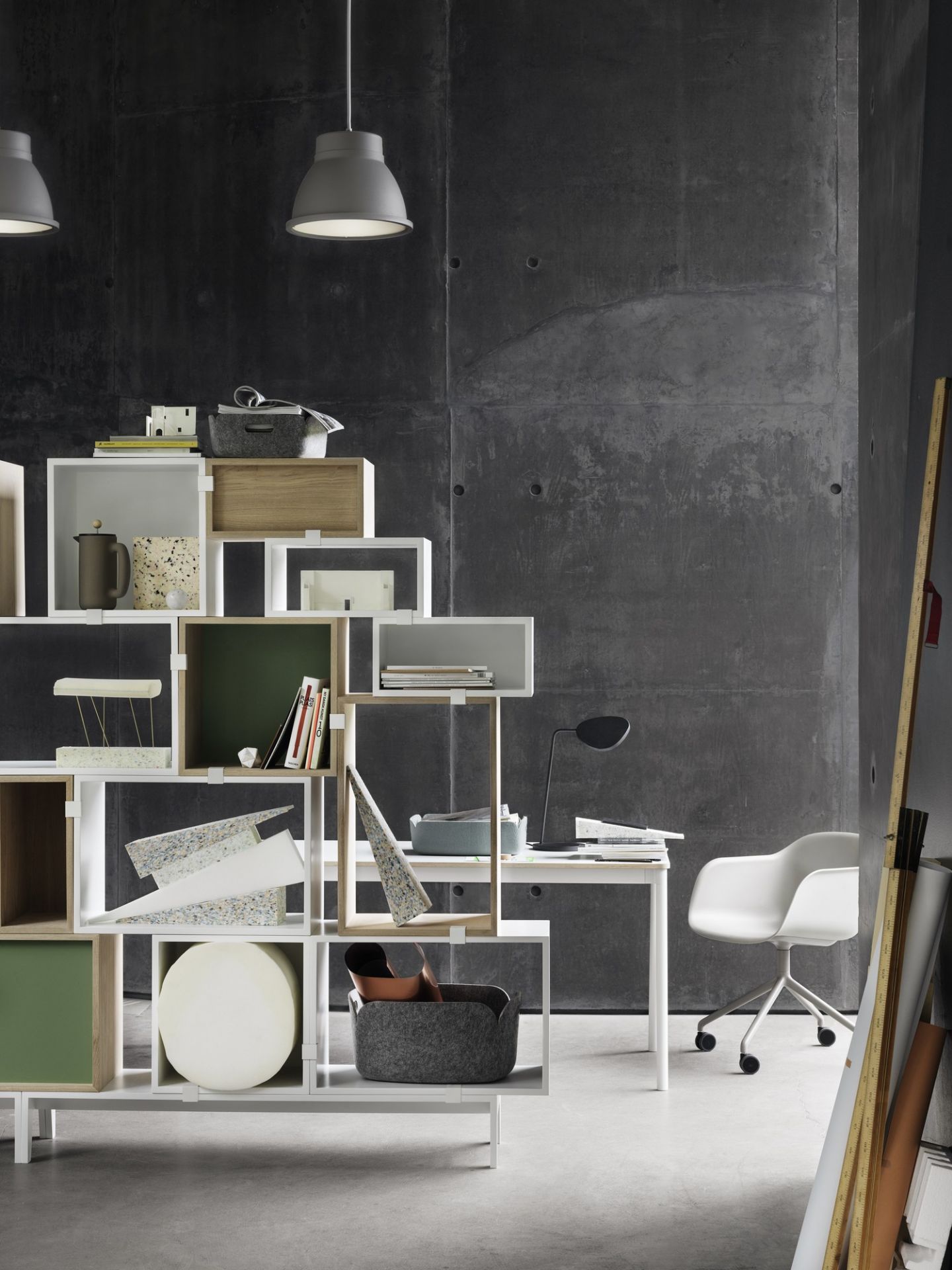 Leaf Table Lamp Tischleuchte Grau Muuto EINZELSTÜCK