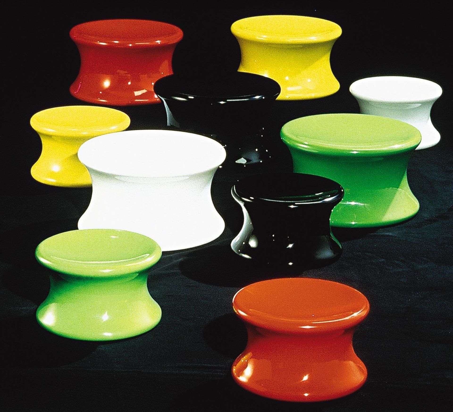 Mushroom Hocker Klein Schwarz Eero Aarnio Originals
