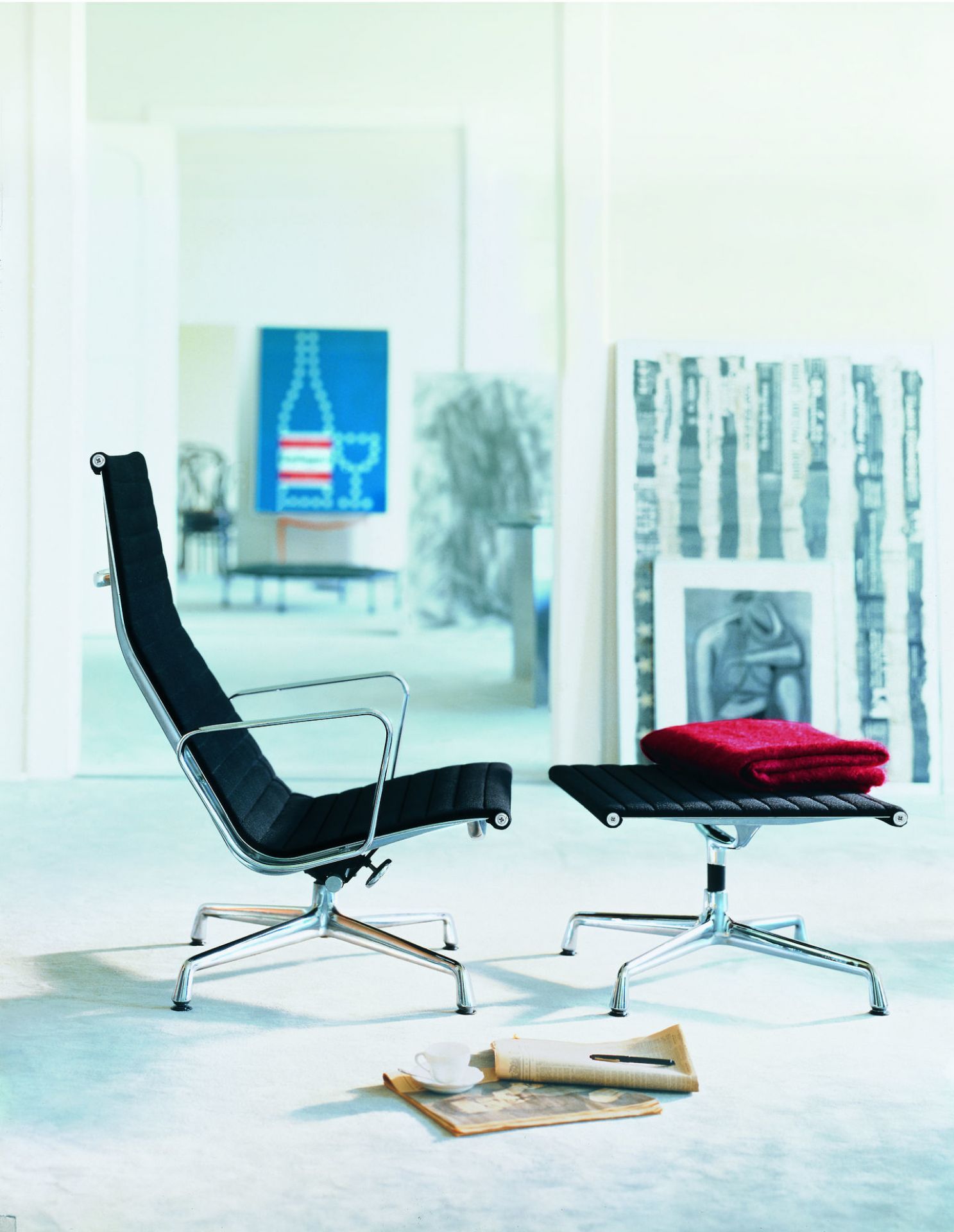 Aluminium Chair EA125 / EA 125 Hocker Vitra
