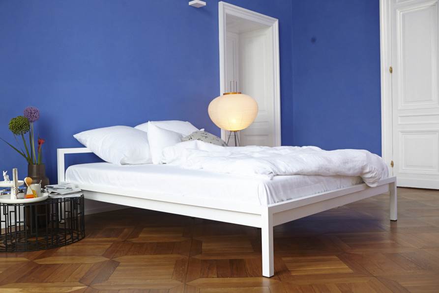 Pure Bett Stahl pulverbeschichtet Weiß 120 x 200 cm Hans Hansen