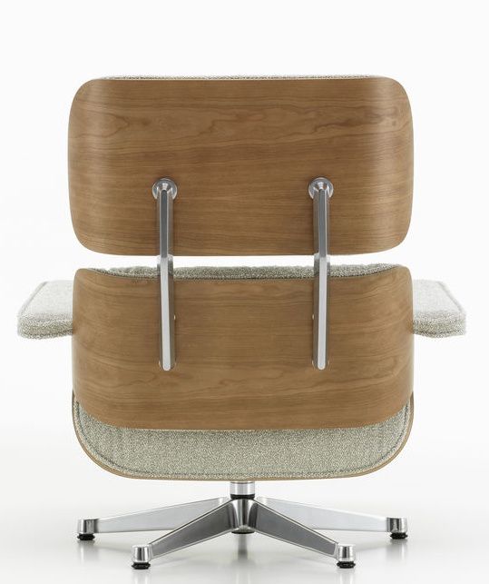 Eames Lounge Chair & Ottoman Sessel VORZUGSKOMBINATION Nubia, cream sand, poliert, Kirschbaum