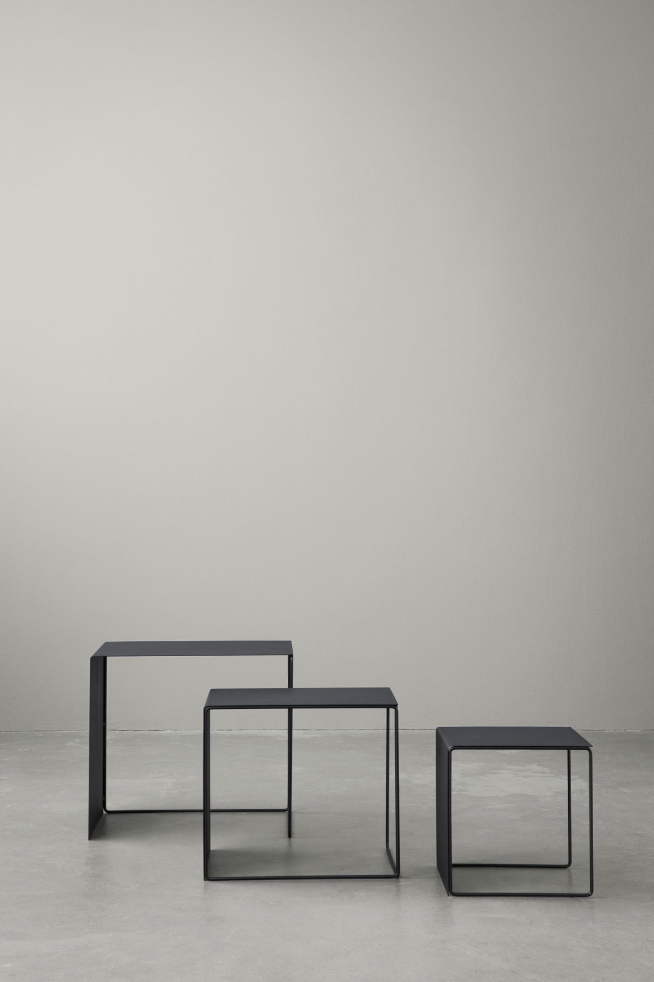 Cluster Tables Tische 3-er Set Ferm Living