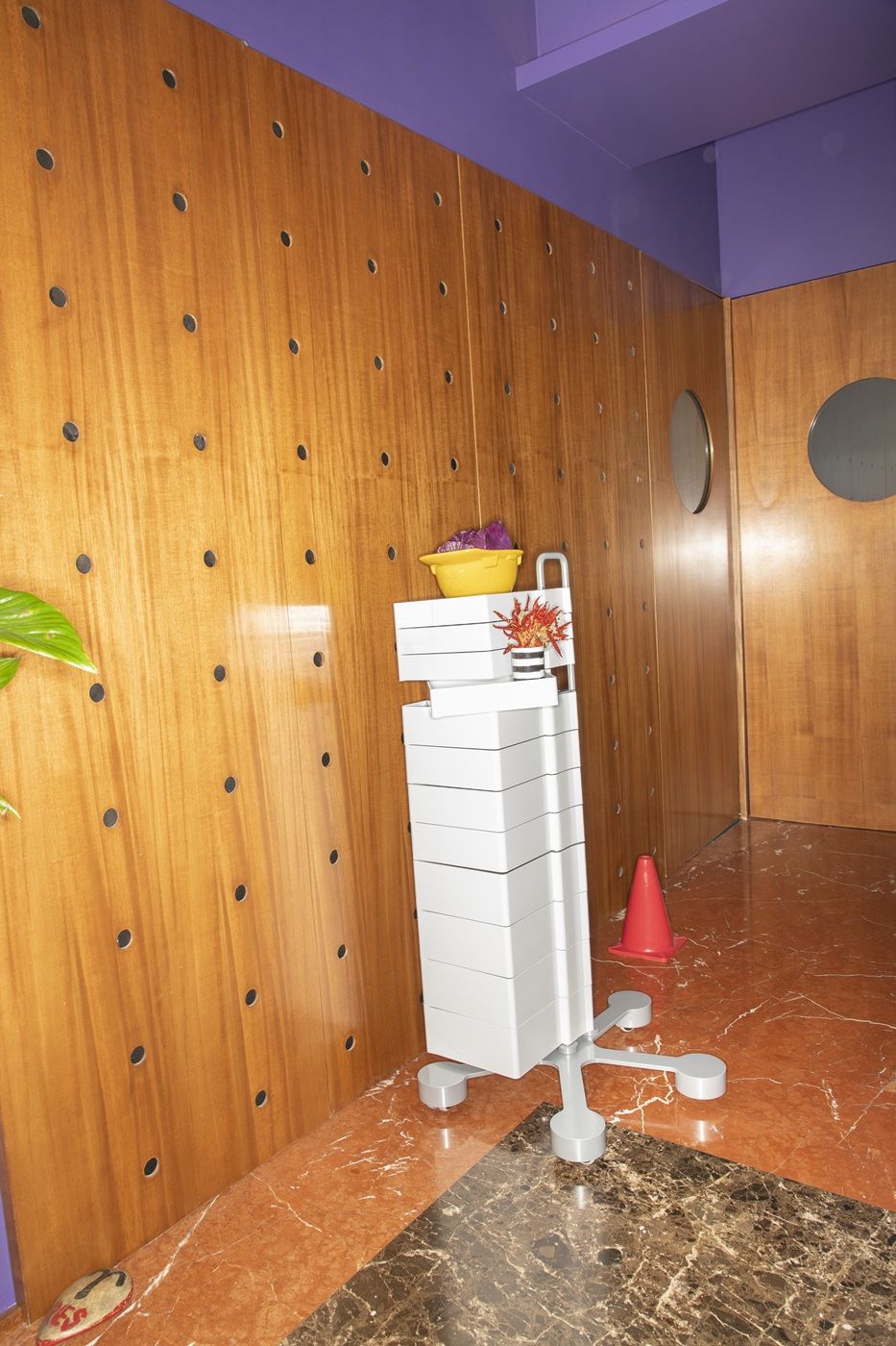 Spinny Schubladenelement mit Rollen B-Line