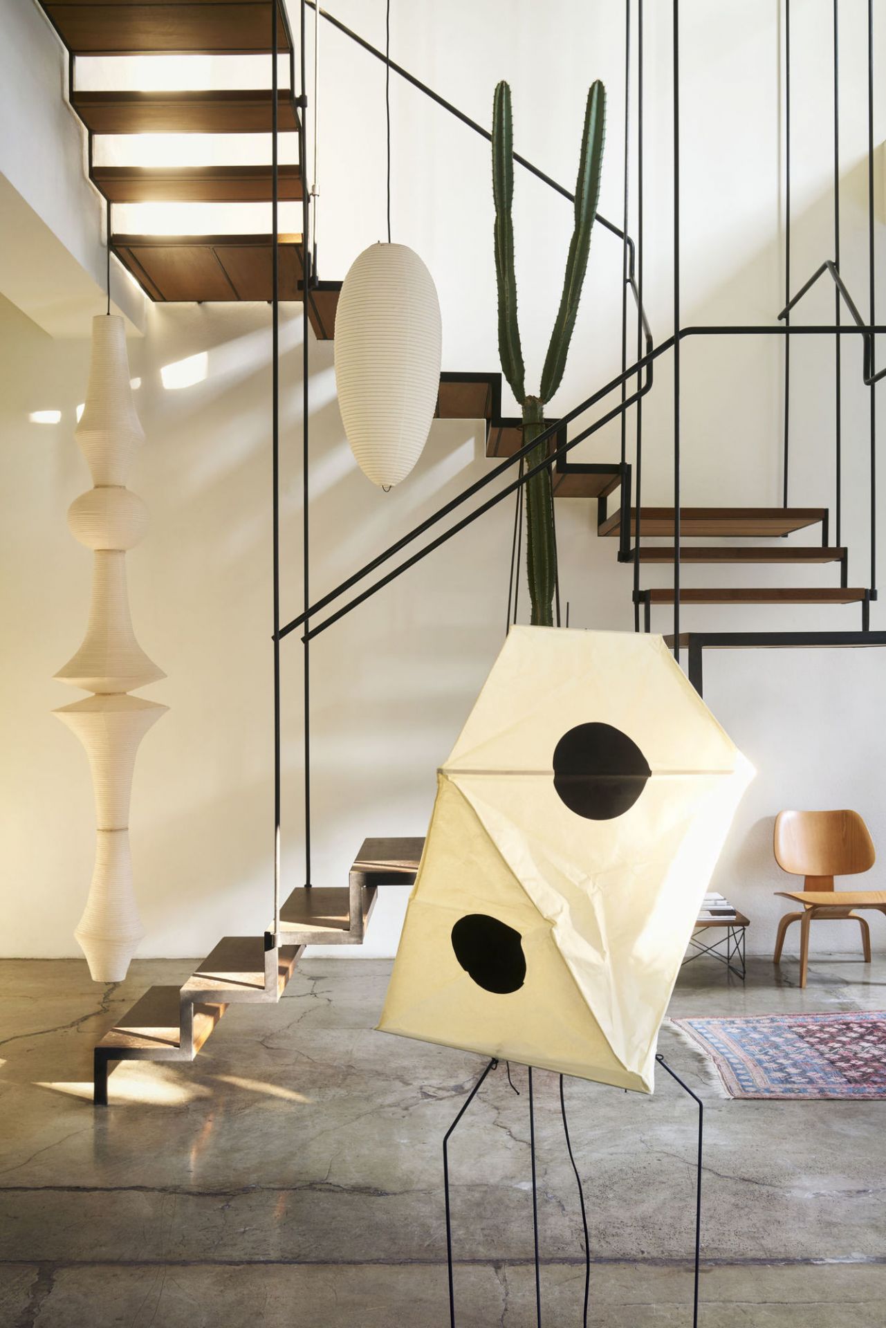 Plywood Group LCW Stuhl Vitra