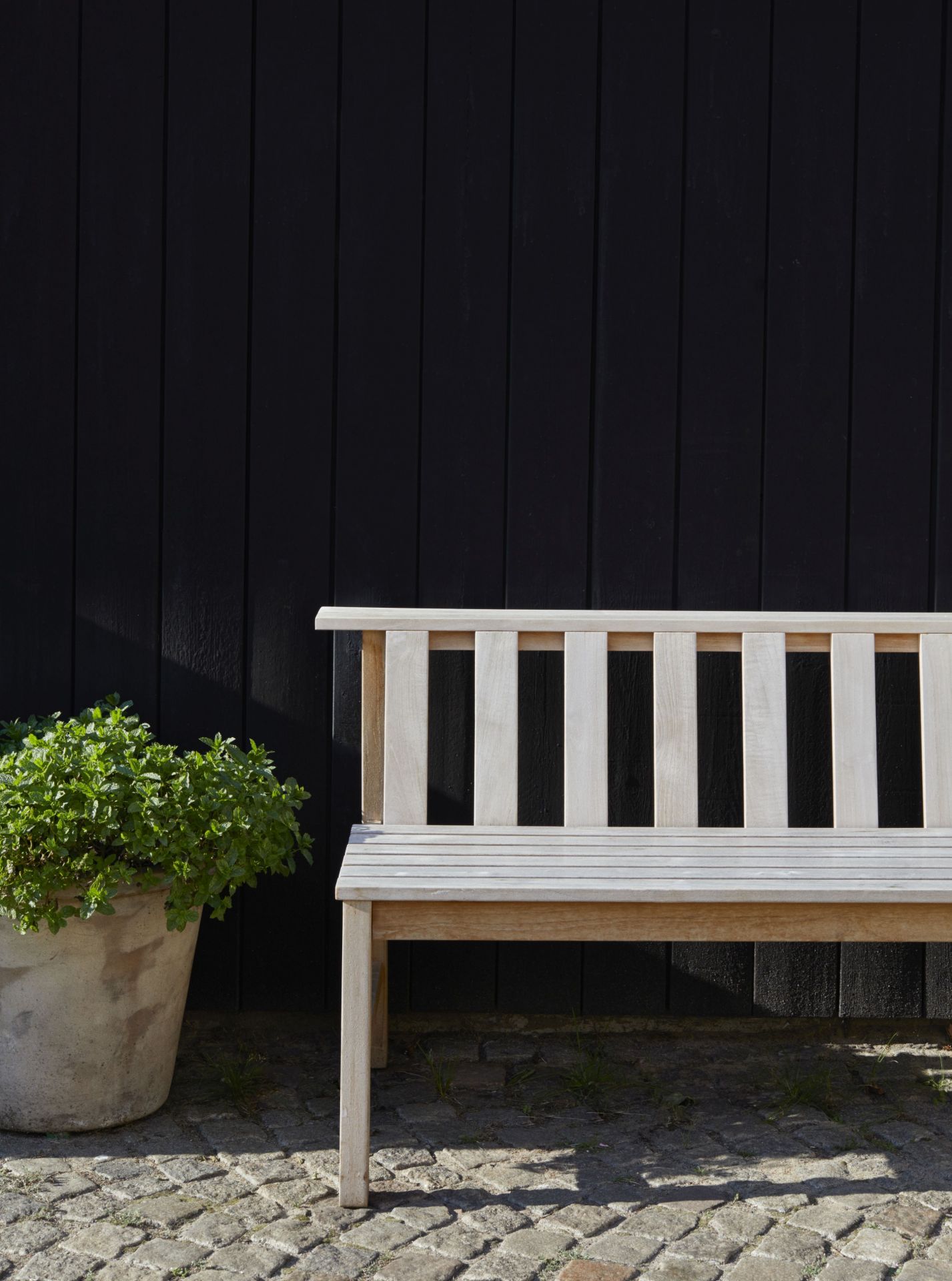 Cadence Bank Teak Outdoor Skagerak by Fritz Hansen