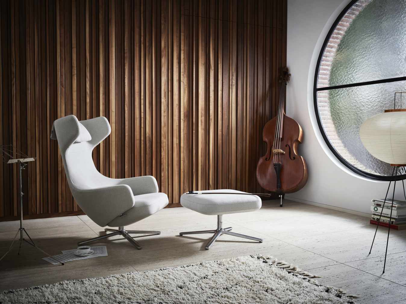 Grand Repos Sessel  + Ottoman Vitra Poliert Nubia Elfenbein / Perle