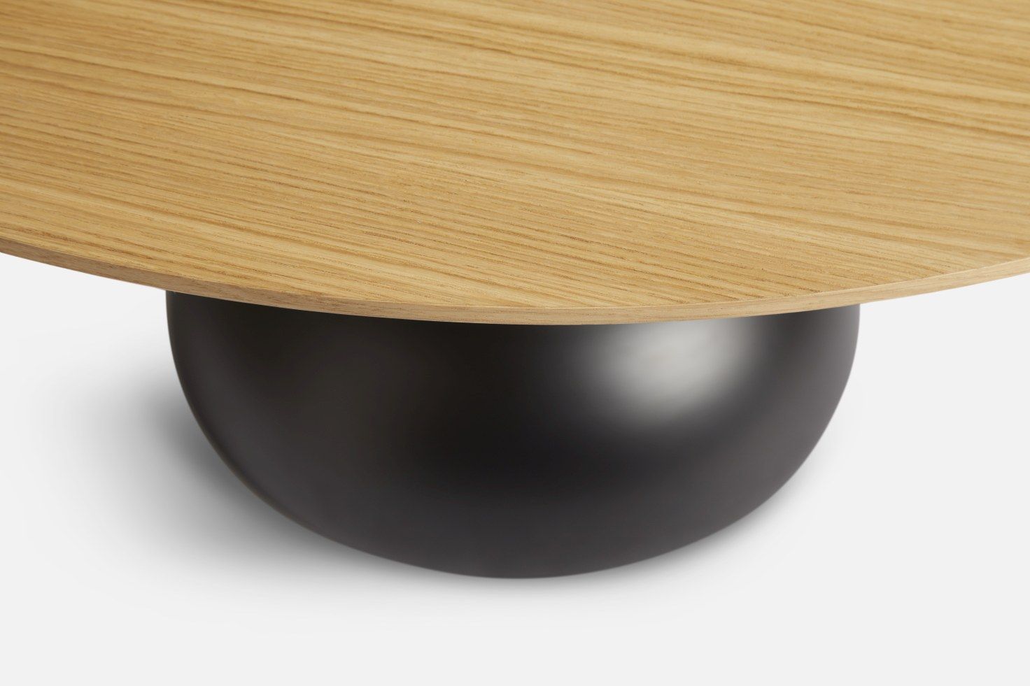 Ludo Dining Table Esstisch Ø 130 cm Woud