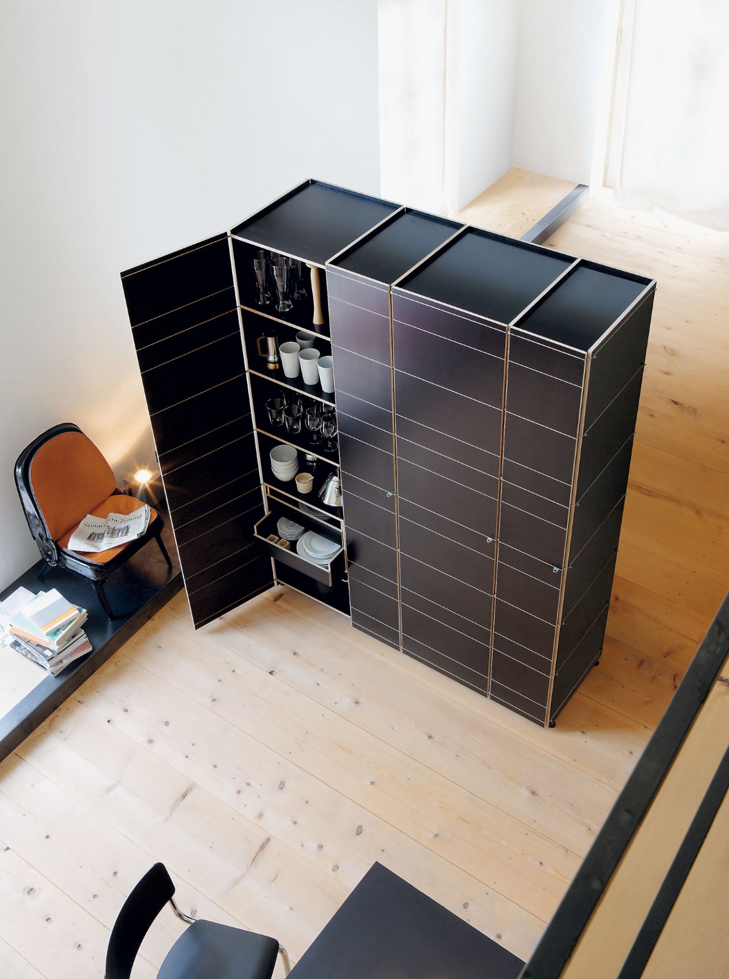K1 Armoire Nils Holger Moormann - schwarz