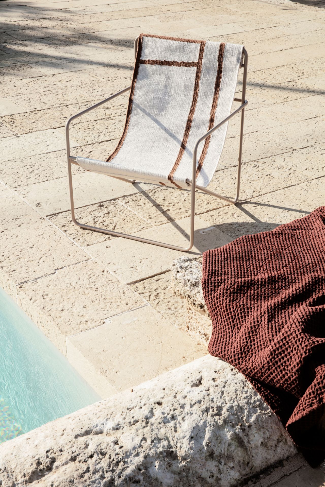 Desert Chair Loungesessel Kaschmir Ferm Living