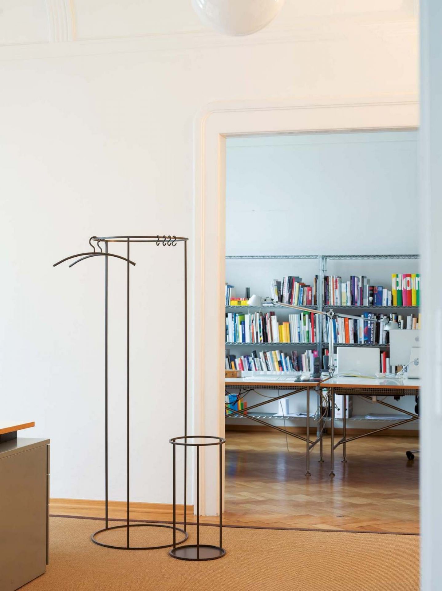 Rack Schirmständer / Beistelltisch Schönbuch