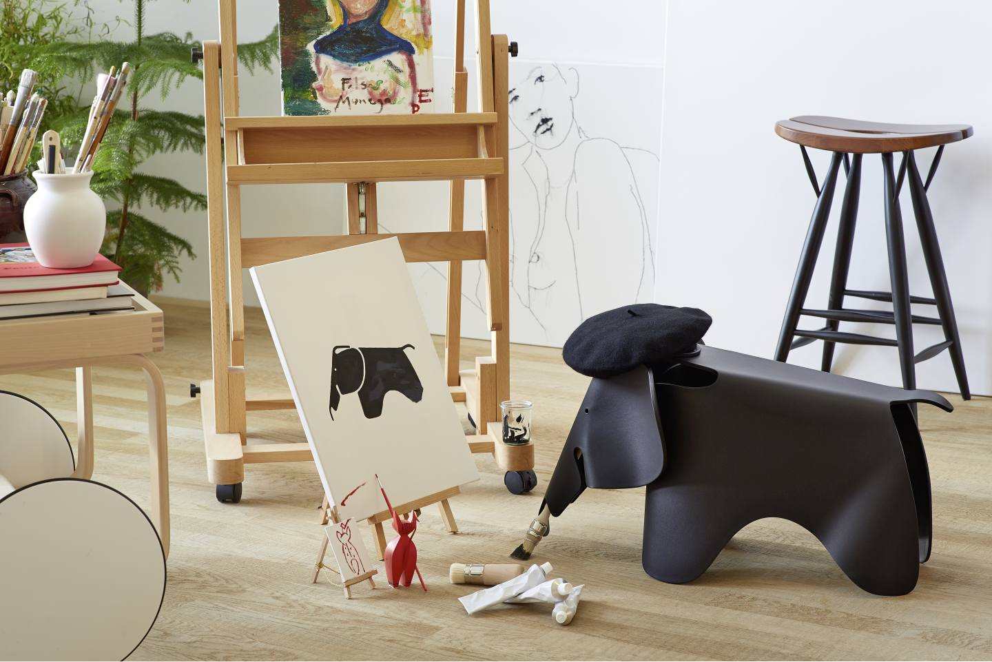 Eames Elephant Hocker Vitra