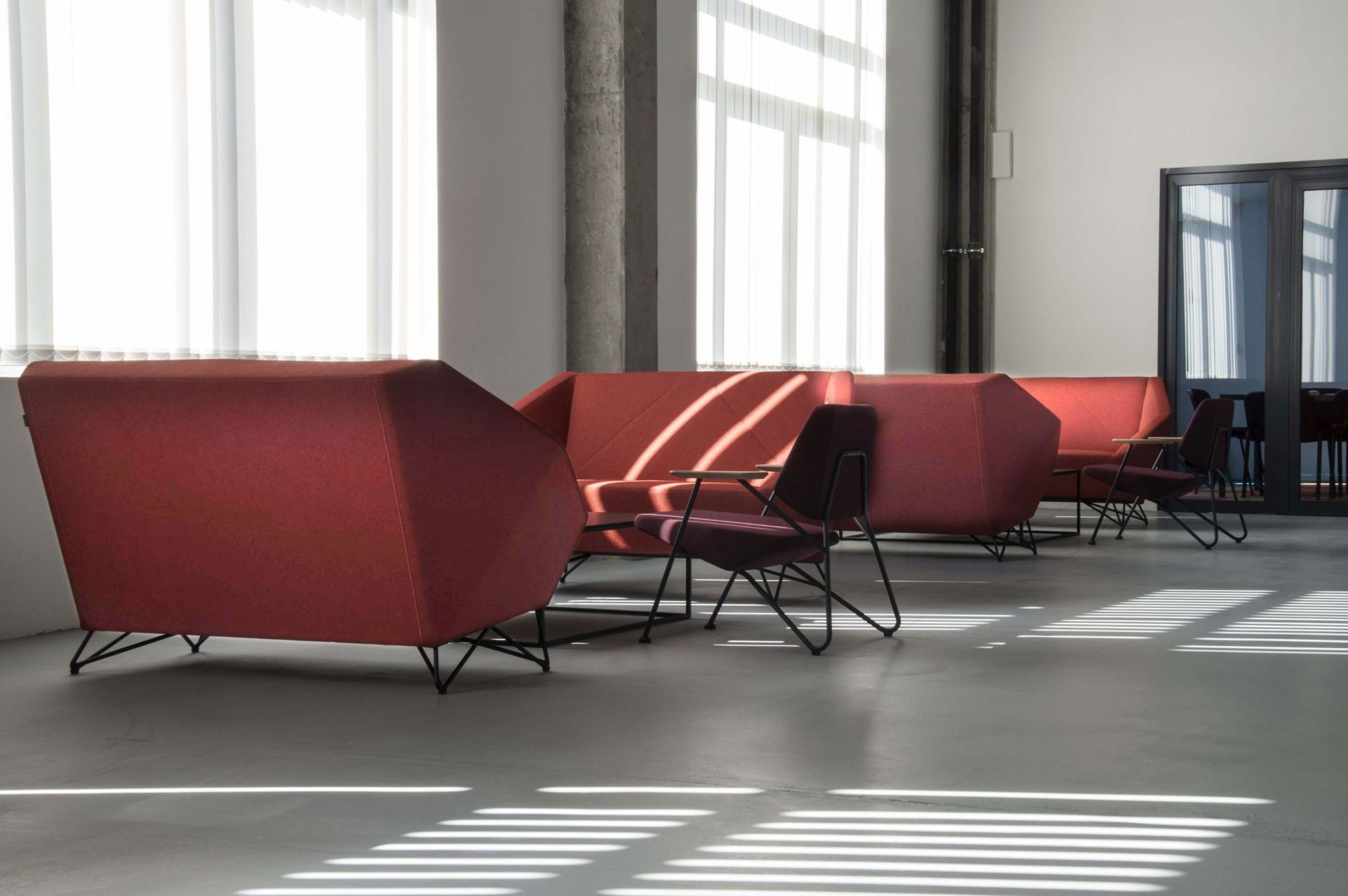 3angle 2-Sitzer Sofa Prostoria