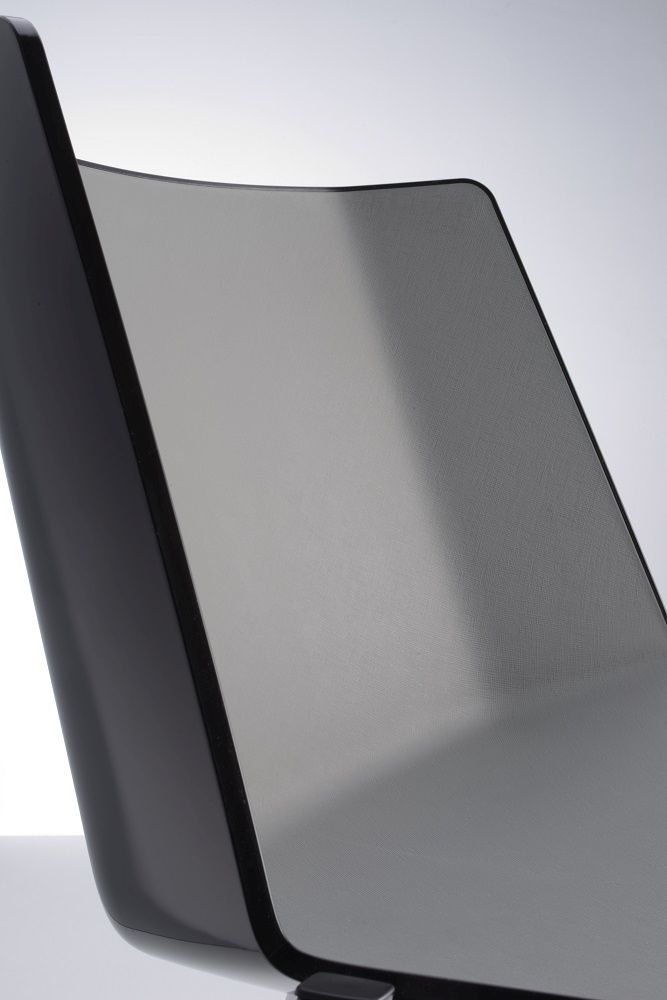 AÏKU Stuhl 4 Metallbeine Schwarz MDF Italia 