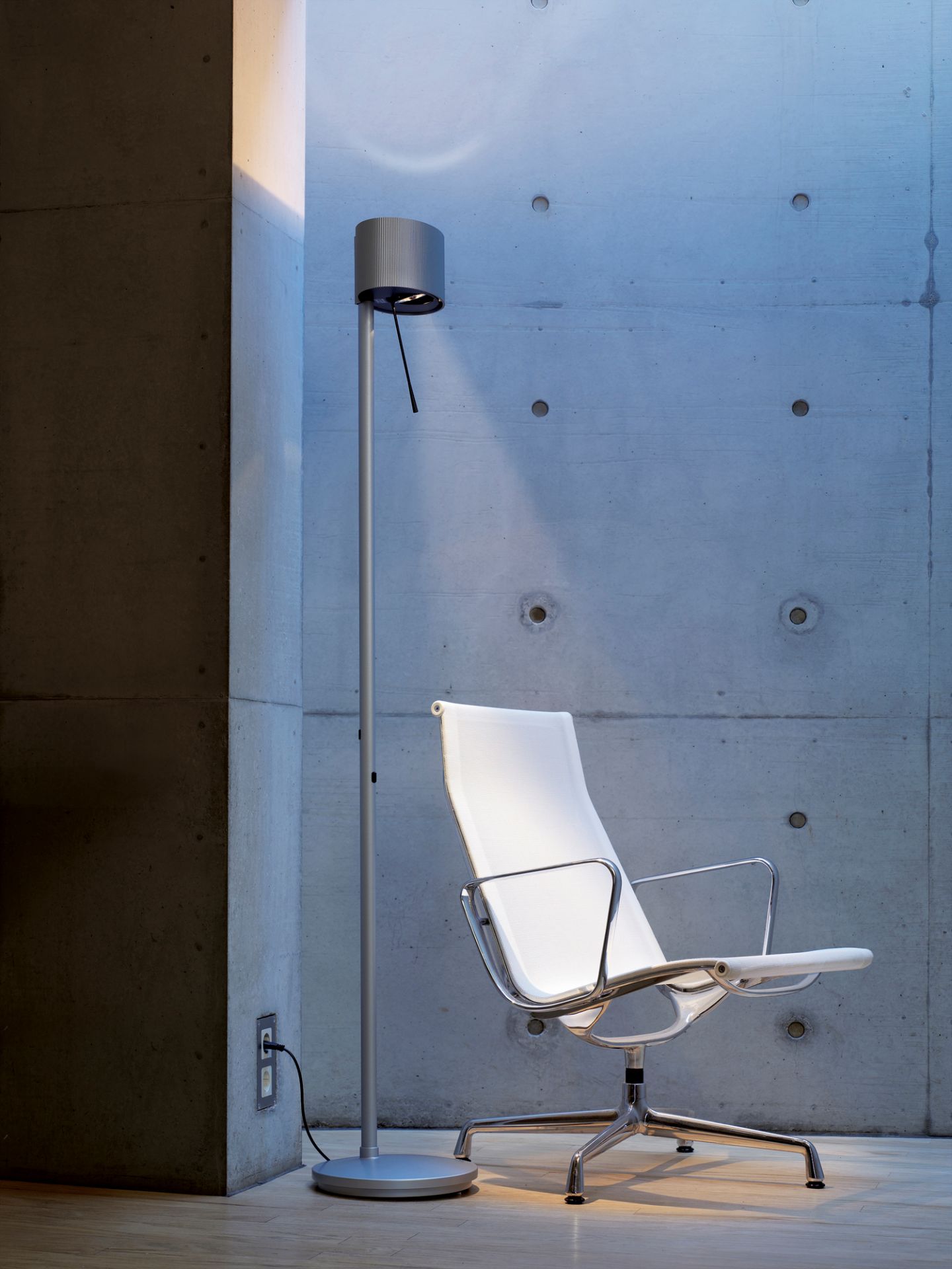 Diogenes LED Stehleuchte Belux Goldgrau