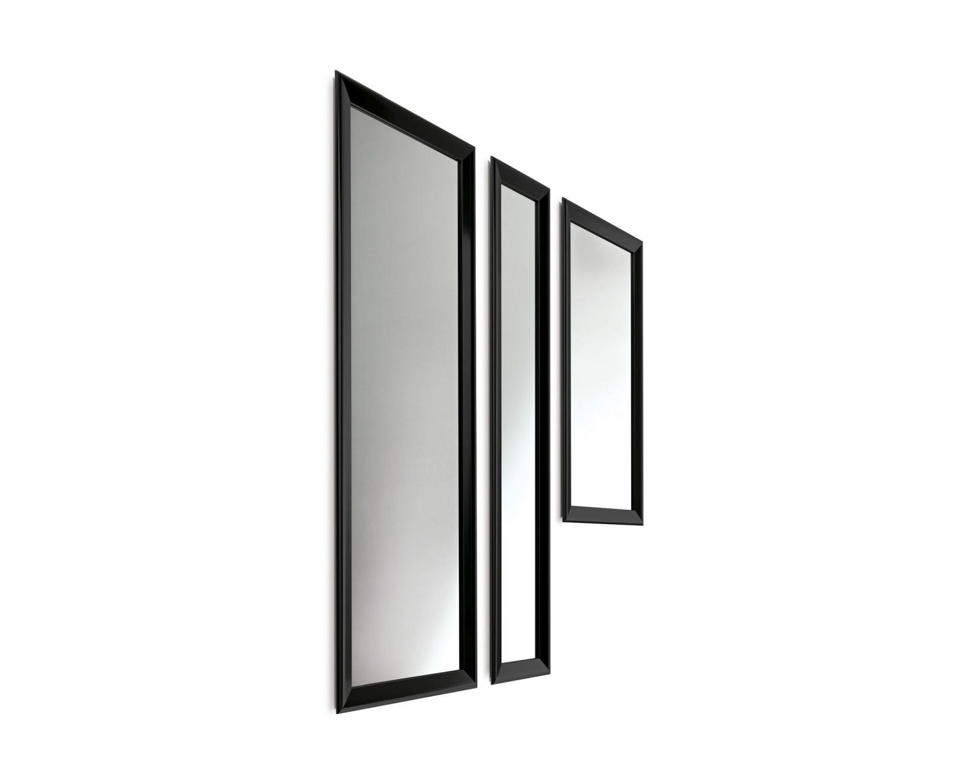 Yume Black Spiegel mit Rahmen Ausführung C Casamania Horm