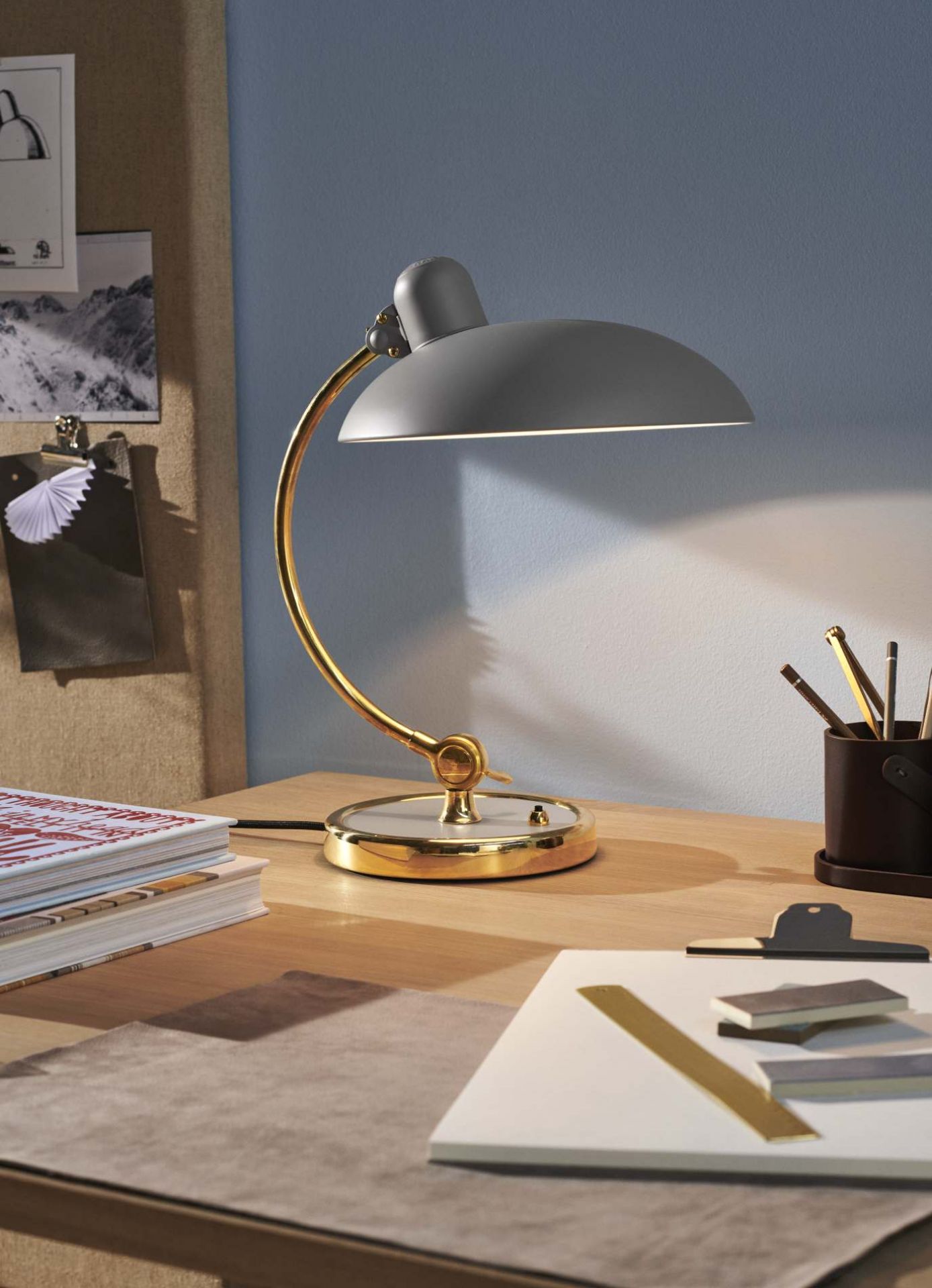 6631 T Luxus Tischleuchte KAISER idell Fritz Hansen Easy grey