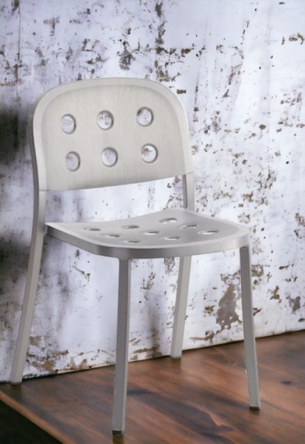 1 Inch All Aluminium Stacking Chair Stuhl stapelbar Emeco