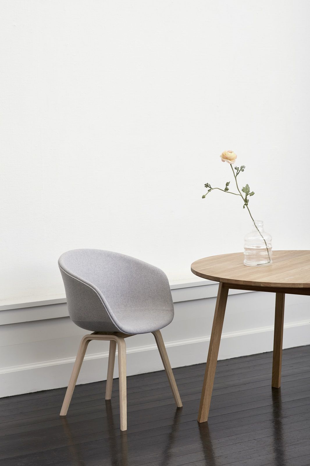 Triangle Leg Table Esstisch Hay
