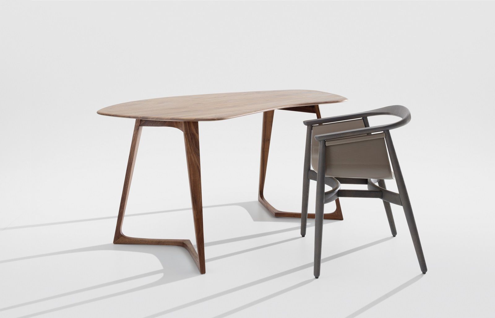 Twist Office Tisch / Schreibtisch Zeitraum