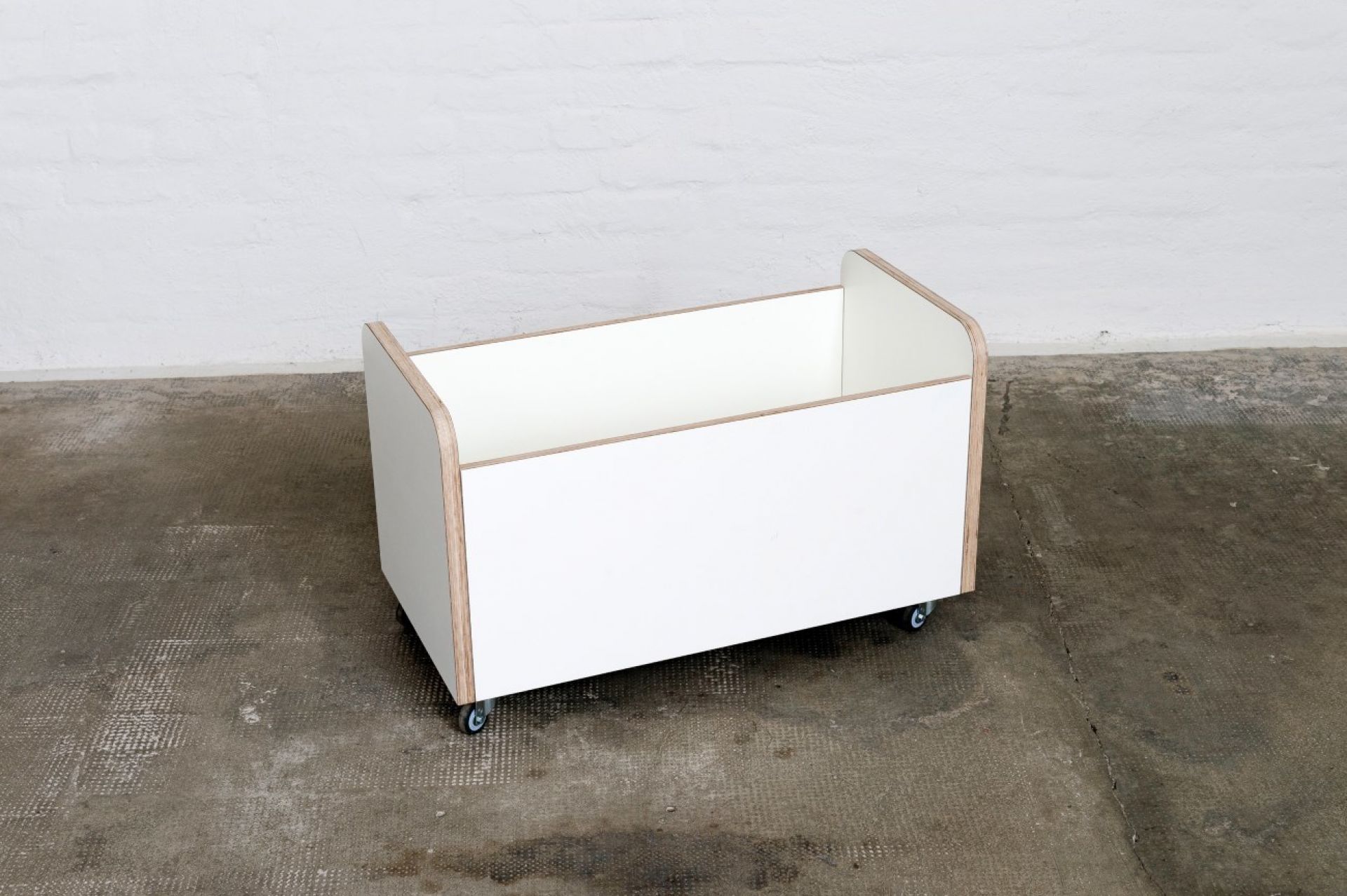 Growing Table Rolling Box Truhe Pure Position