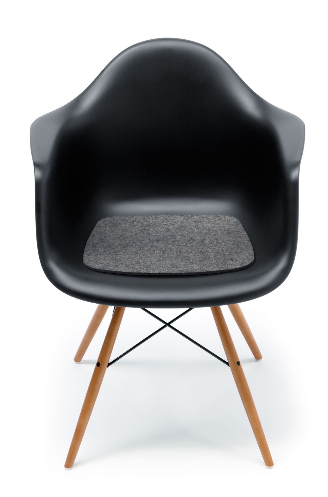 Sitzauflage-Filzauflage Eames Plastic Armchairs DAR / RAR / DAW / DAX Schwarz Hey Sign EINZELSTÜCK