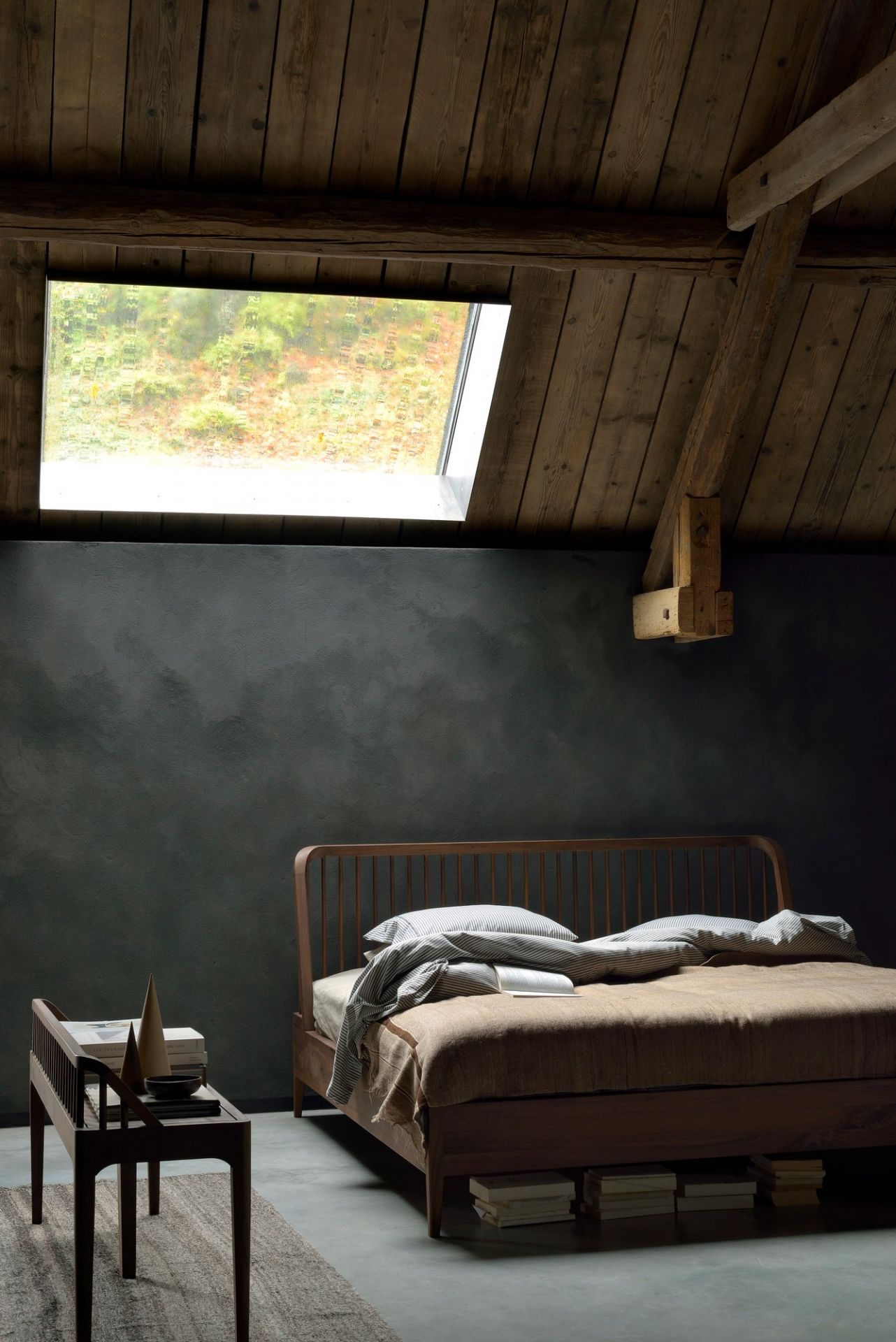 Spindle Bett Eiche Ethnicraft