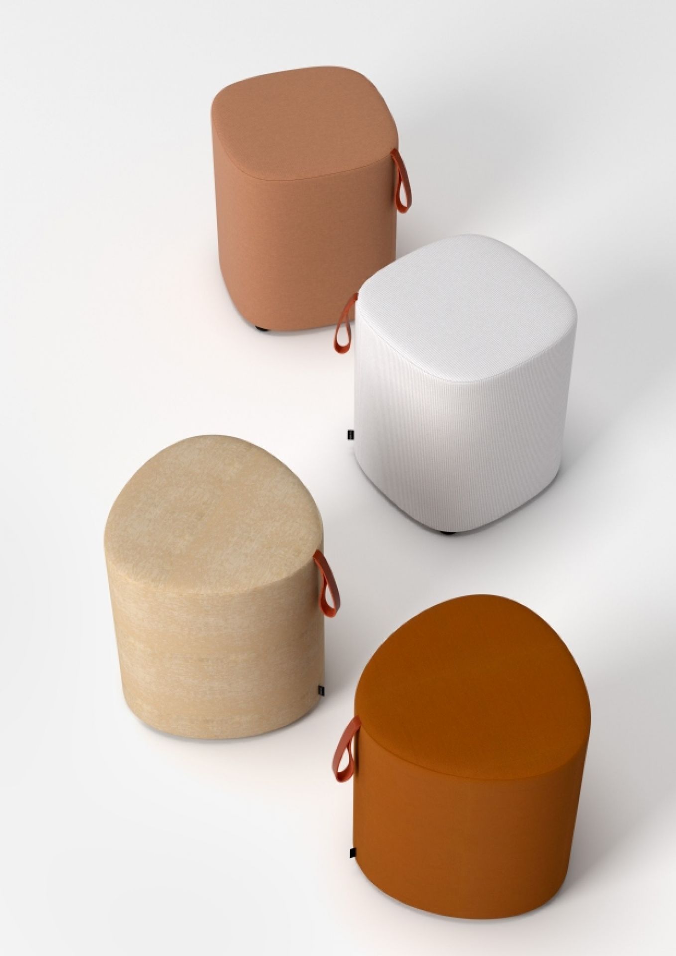 Pully Triangular Hocker Cascando