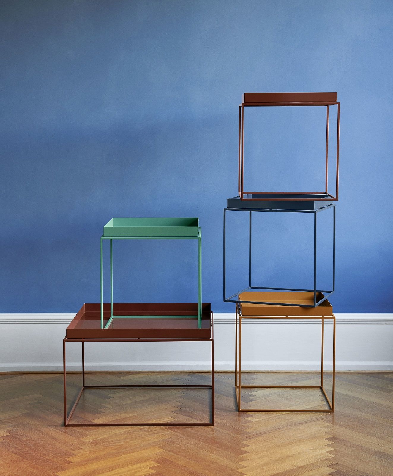 Tray Table Couchtisch Hay schokolade