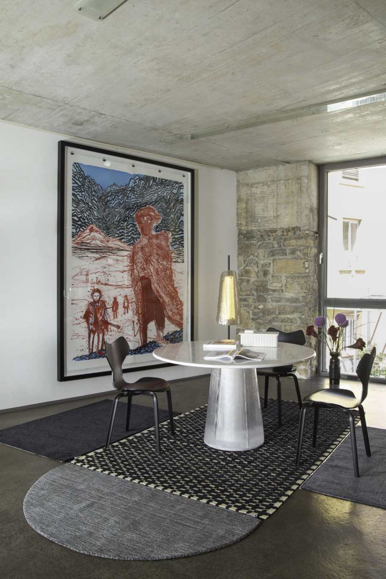 Bent Dining Table Medium Esstisch Pulpo