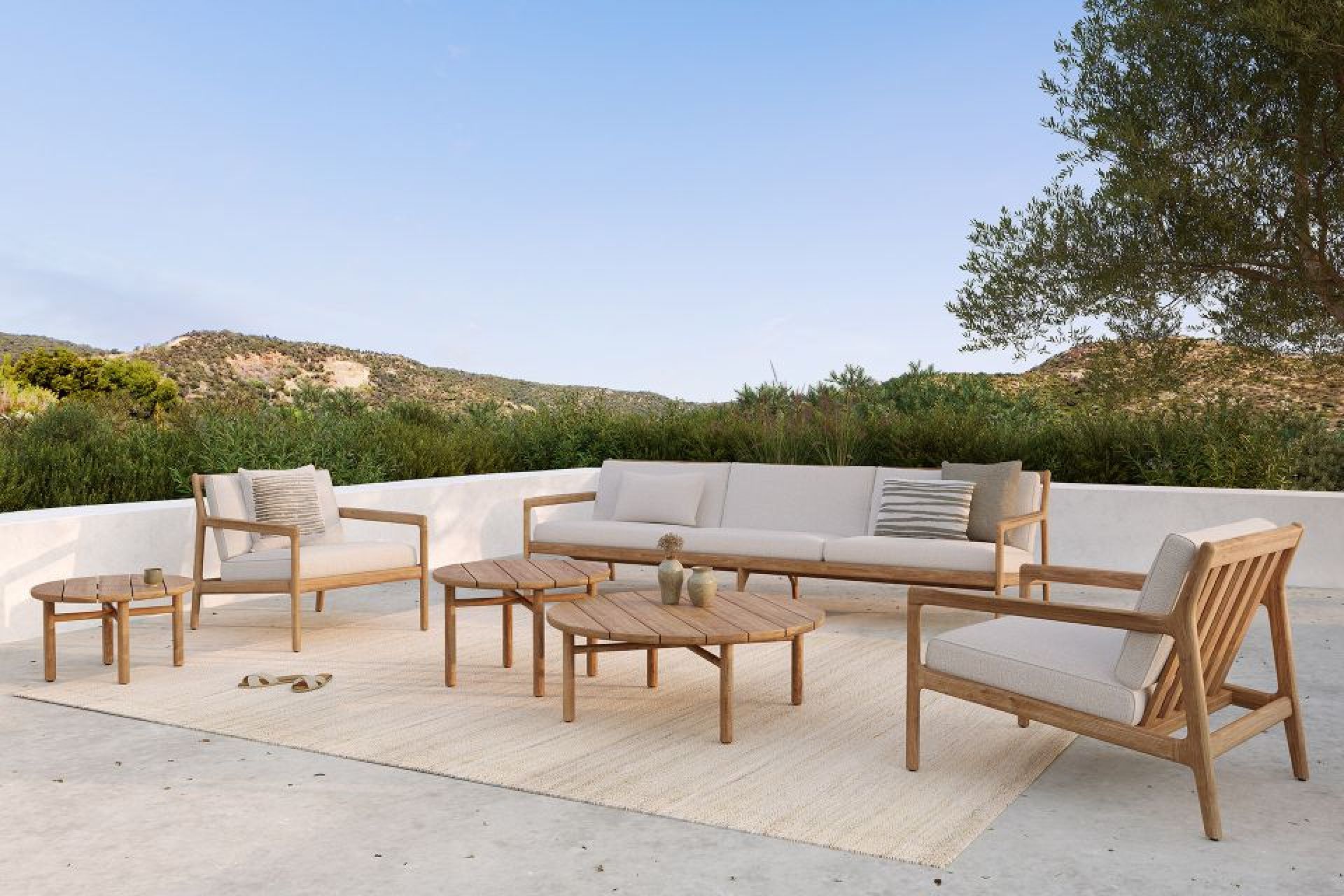 Quatro Outdoor Beistelltisch Teak Ethnicraft