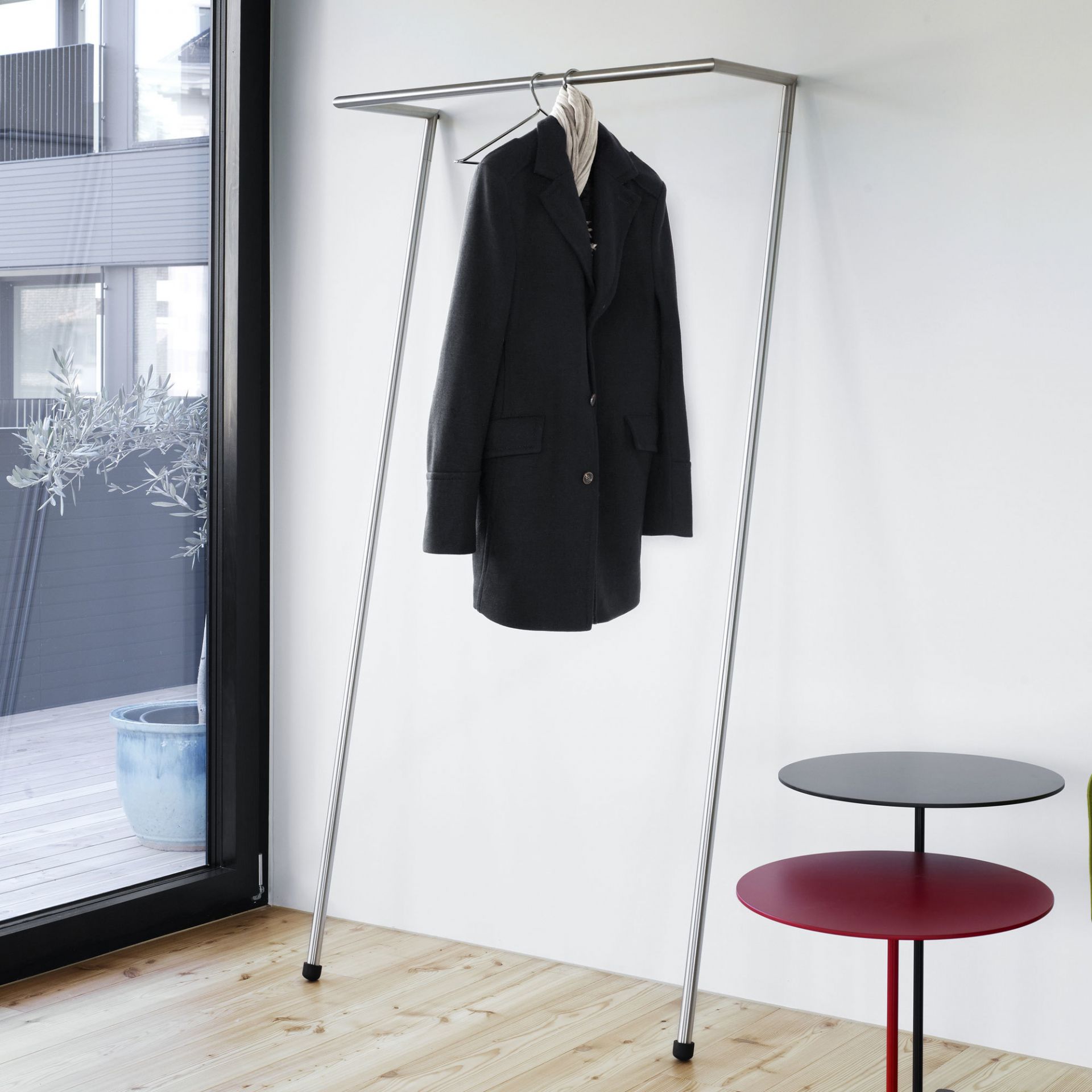 Zen Anlehngarderobe Mox chrom glanz